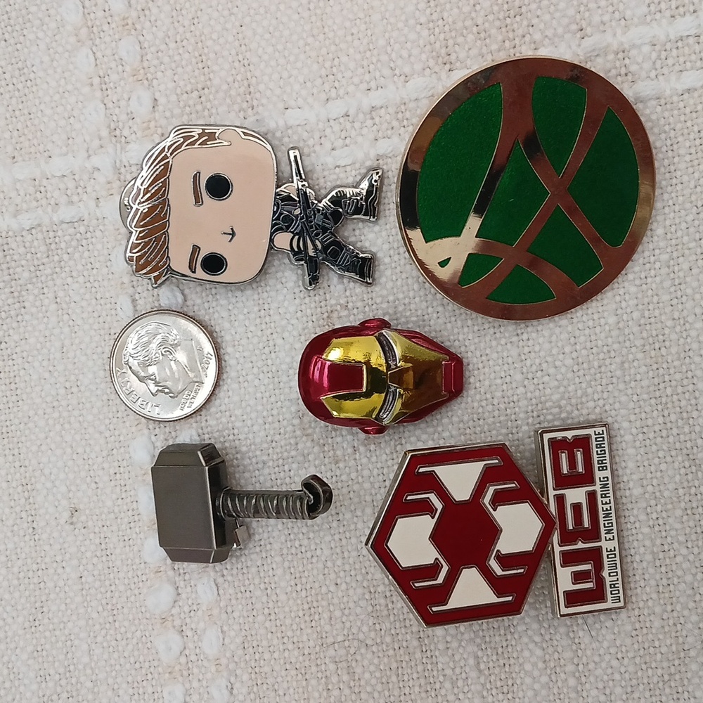 Marvel Themed Pin Set - Picture 3 of 3